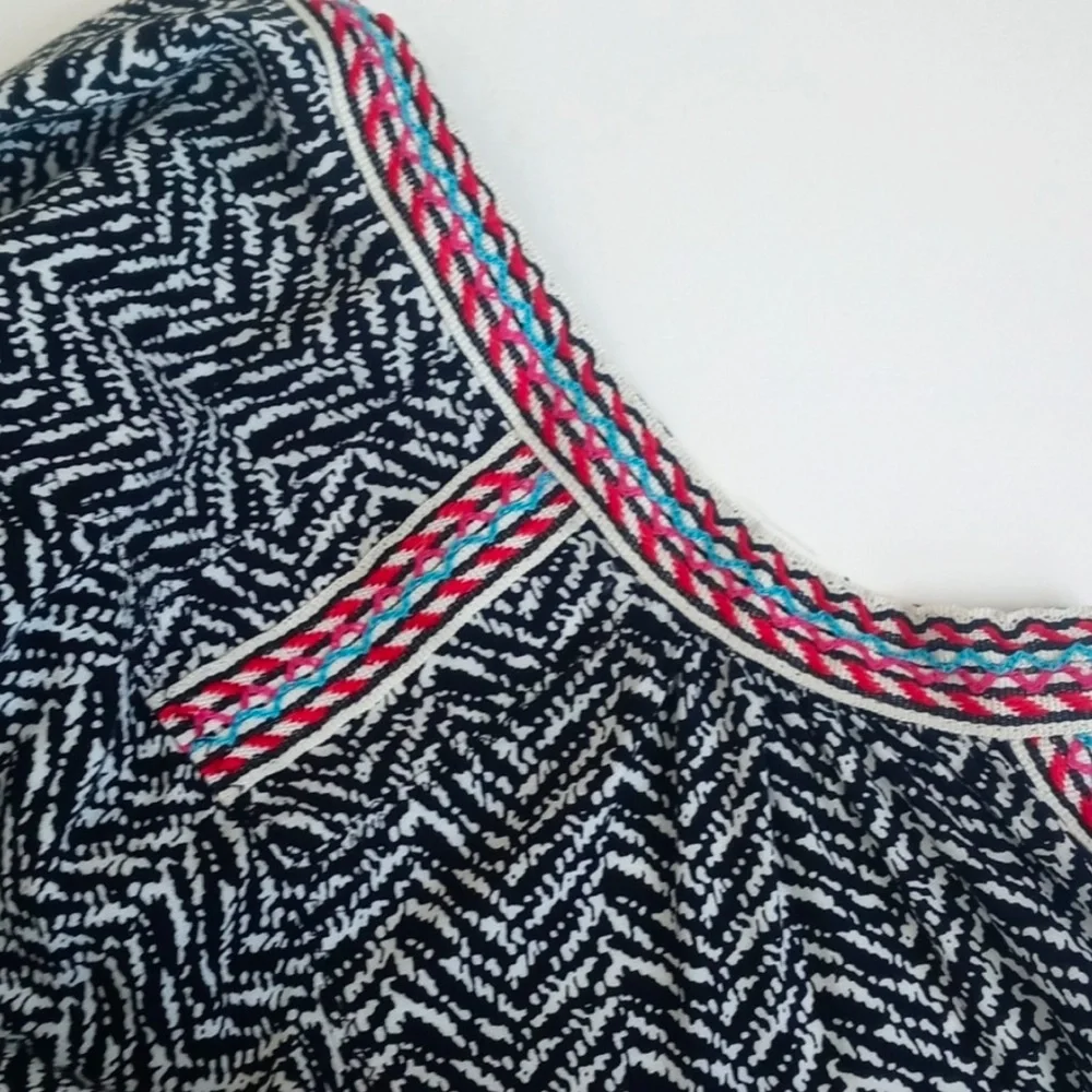 Daniel Rainn Women’s Rayon Bohemian Tribal Print 3/4 Sleeve V Neck Blouse M - Picture 6 of 16